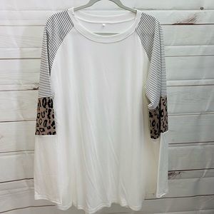 NWOT color block sleeves long sleeve tee